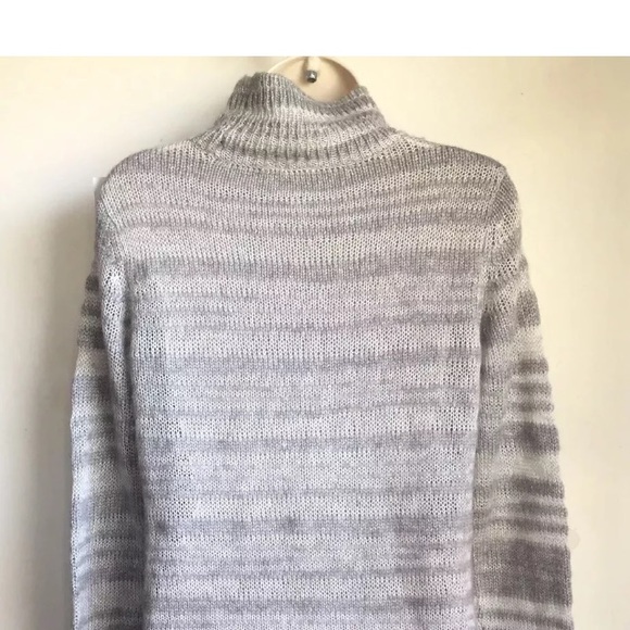 MOTH Anthropologie (Medium) sweater gray mock neck - Picture 4 of 7